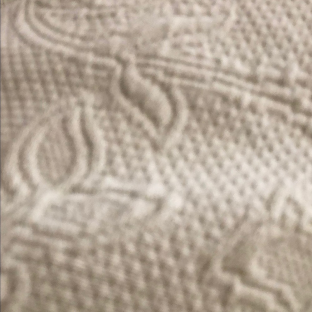 Meet your Posher, Logan